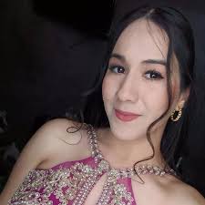 Disfruta la tormenta por que pronto vendrá la calma , todo tiene solución  menos la muerte sigue fuerte y firme 🙏🏻✨