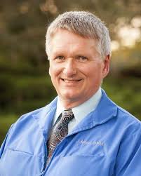 St. Charles Veterinary Clinic, 530 Dunham Road, Saint Charles, Reviews and  Appointments