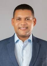 Candidato Max Serrão