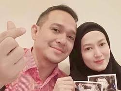 Lyra Virna Tetap Harmonis dengan Eric Scada yang Baru Nikah Lagi