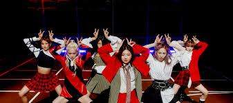 Everglow 7th Member Imagines And Scenarios Bon Bon Chocolat M V Kpop Girls Kpop Girl Groups Dance Videos
