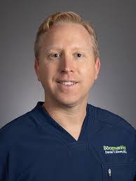 Daniel Sine's Instagram, Twitter & Facebook