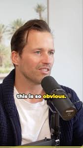 As @createthelove points out here, social media has odd similarities to an  abusive relationship. , Just something fascinating that translates over to  the world of psychology. , #podcast #podcastclips ...