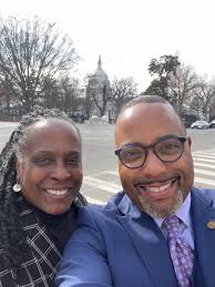 President Holmes-Sullivan at the State of the Union • Newsroom • Lewis &  Clark