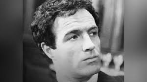 Al Pacino di Usia 83 Tahun Tengah Menunggu Kelahiran Anaknya dari Noor  Alfallah