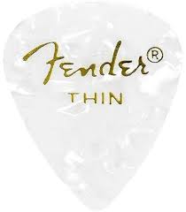 Púas de guitarra Fender (Classic Celuloide 355 Pickpacks) : Amazon.es:  Instrumentos musicales