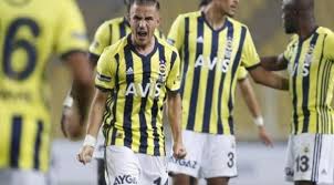 Fenerbahçe, antrenmanda omzu çıkan dimitris pelkas'ın omzunun yerine oturtulduğunu ve tedavisine başlandığını açıkladı. Interest From France For Pelka Newswep