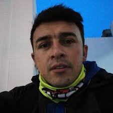 Hola alguien que me diga si sabe qué significa esa luz en el tablero de una  Fiat palio adventure.???