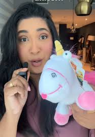 ‏We love @Huda Beauty