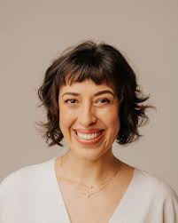 Atriz Fernanda Gama, 42 anos, mora em São Paulo está em alguns comerciais  que veicularam recentemente, faz teatro, atuou em alguns Curtas, fala  inglês e está disponível para trabalhos no audiovisual. @fegamafegama