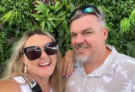 Journeys Annual Art Exhibition 2023 A beautiful heart felt exhibition,  celebrating positive mental health. Loving people and celebrating art is  something I'm passionate about, so Thankyou @flinders_lane_tsv for  providing the space so