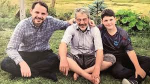 'göreceksiniz, berat albayrak 2019 olmadan gidecek'. Sadik Albayrak Akp Den Istifa Etti Berat Albayrak Trabzon A Gitti