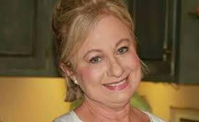 Nancy Sineath's Instagram, Twitter & Facebook