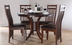 round dining tables and chairs