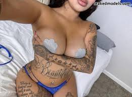 PlayGirl1619  mami.izaliaa Nude Leaks OnlyFans Photo 3 - Leaked Models