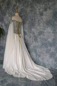 Medieval Wedding Dresselvish Gownrenaissance Dresscorseted Etsy In 2021 Medieval Wedding Dress Medieval Fashion Renaissance Dress