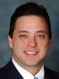 Illinois lawmaker gives scholarship to ally's daughter