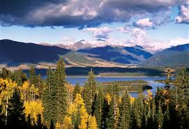 Lake dillon is a mountain reservoir located in dillon, summit county, colorado. Frisco Colorado A Marina In The Mountains Mountain Living