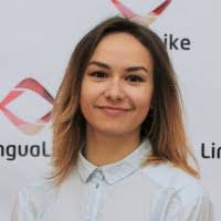 Marla Norton's Instagram, Twitter & Facebook