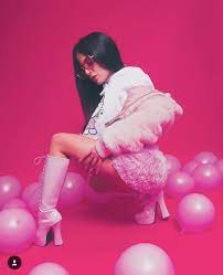 Easy & creative outdoor photoshoot ideas that you can try fom any outdoor space. 10 Boujee Shoot Ideas Photoshoot Birthday Photoshoot Boujee