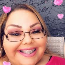 Evy Lopez (evylovesu)