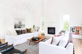 Living In California Can Mean Living In A Wide Variety Of Environments From The Many Beach Towns Along The Entir House Interior Home Decor Living Room Designs