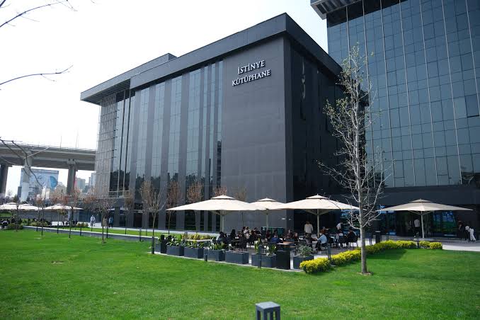 Kampüslerimiz - İstinye Üniversitesi Aday Öğrenci Sayfası