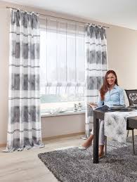 Unland aura fensterideen vorhang gardinen und sonnenschutz curtains contract fabrics pleated blinds roller blinds a vorhange gardinen vorhange gardinen. Spiel Mit Dem Licht Gardinen Wohnzimmer Gardinen Modern Vorhange Modern
