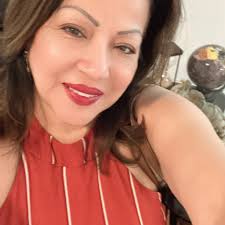 Betsy Cisneros • Facebook