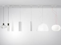 Le migliori offerte per faretti binario design in illuminazione per interni sul primo comparatore italiano. Illuminazione A Binario In Alluminio Queens By Panzeri Illuminazione A Binario Illuminazione Illuminazione Su Cavi