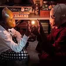 Halloween is always a welcome opportunity to celebrate horror movies, and this year has been filled with some great ones. Unpacking Reddit S Theory About Us This Is Us Movie Horror Movies Retro Horror