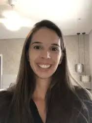 Michelle Bagueira Considera Sepulcri