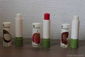 Les Nouveaux Baumes A Levres Yves Rocher Taille Style Labello Yves Rocher Baume A Levres Produits Yves Rocher