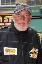 Bond should go back to the 60s and not be so PC, it's a fantasy, fans give  their view