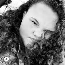 Michelle Stites's Instagram, Twitter & Facebook