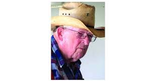 Francis Graves's Instagram, Twitter & Facebook