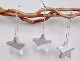 Basteln Mit Beton Zu Weihnachten Weihnachtsdeko Aus Beton Hangeschmuck Selbst Machen Basteln Mit Beton
