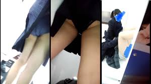 プリ機で盗撮しようとしたら、完全にバレて驚かれている映像！これはヤバい｜パンチラ大好きPcollePALPISレビュー