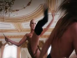 Elizabeth Berkley pussy closeup - Celebs Roulette Tube