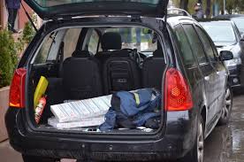 Politistii de frontiera din punctul de trecere a frontierei stanca au depistat la controlul de frontiera si indisponibilizat pentru continuarea cercetarilor trei autoturisme, care fusesera introduse in bazele de date ca fiind semnalate furate din cehia, doar cu cateva ore inainte de a se prezenta la controlul de. Arhive Politia De Frontiera Mehedinti Psnews MehedinÈ›i