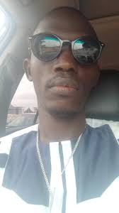 IWE IKORIRA DANU Ajo ja Ewe ewuro aogun ni ihoho ninu yara, aopomo ose pelu  Epo pupa... Aomo we ose ninu ajadi apere nita gbangba tabi ile iwe tiwon  kobolori, tiaba we