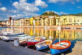 Le Top 10 Des Lieux A Voir En Sardaigne Que Voir Que Visiter Sardaigne Voyage Sardaigne Carte Touristique