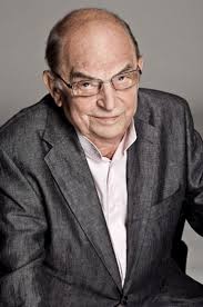 A 85 éves színész felhívta a figyelmet, hogy a koronavírus leginkább az idősekre, valamint a krónikus betegségben szenvedőkre veszélyes. Jegy Hu Bodrogi Gyula