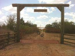 Select from premium farm gate entrance of the highest quality. Pin By Kathy On Banks Creek Ranch Farm Entrance Farm Gate Entrance Ranch Entrance Ideas
