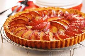 Tarte Aux Prunes Et Poudre D Amandes La Delicieuse Recette Plum Tart Almond Recipes Tart Dessert