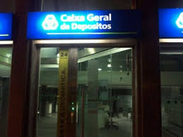 Com o caixadirecta tem acesso ao seu banco em qualquer lado. Bank Caixa Geral De Depositos Nearby Valenca In Portugal 0 Reviews Address Website Maps Me