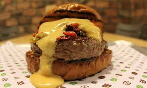 The Burger Kings Of Egypt Burger Burger King Burger Fuel