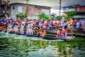 22 Reasons Why Heikru Hidongba Is Not Just Any Other Boat Race Festival North East India Positive News Inspiring Stories Ve bijoy govinda'nin hendekinden başka bir yerde yapilmaz. 22 reasons why heikru hidongba is not