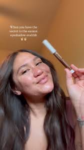 ✨ Effortless Eyeshadow ✨, The Glowify Shadow Stick is your swipe-and-go  bestie 💁‍♀️ Whether you’re doing a quick school drop-off glam or building  a soft glam eye, this creamy, blendable formula does ...