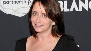 Rachel Dratch to compete in 'Celebrity Jeopardy!' semifinals